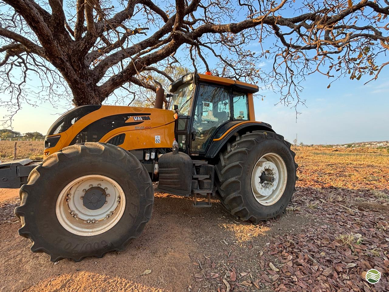 TRATOR VALTRA VALTRA BH 224 HiTech Tração 4x4 Radar Rural VERA CRUZ SÃO PAULO SP
