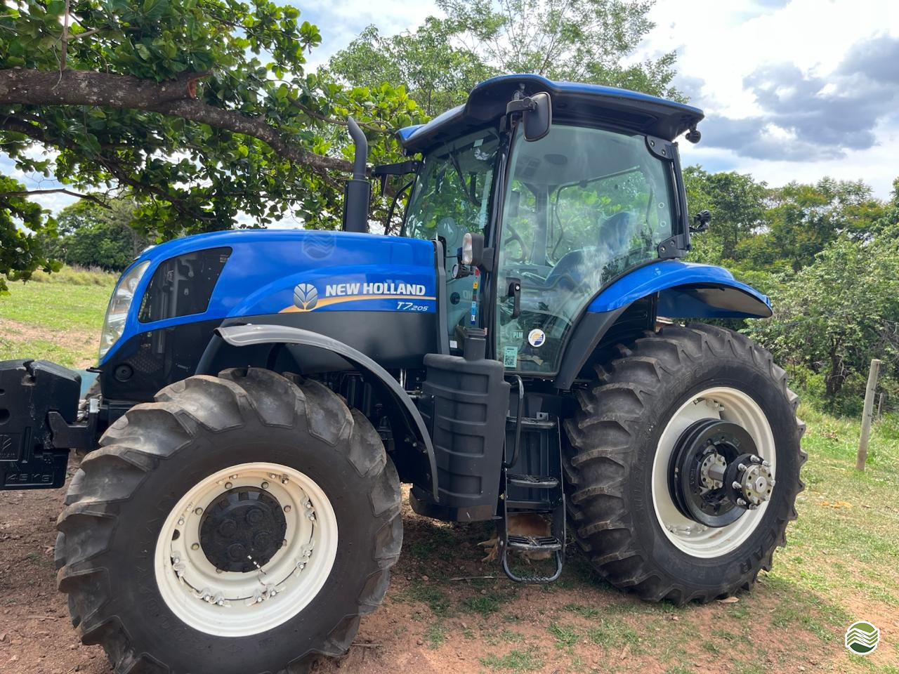 TRATOR NEW HOLLAND NEW T7 205 Tração 4x4 Radar Rural VERA CRUZ SÃO PAULO SP