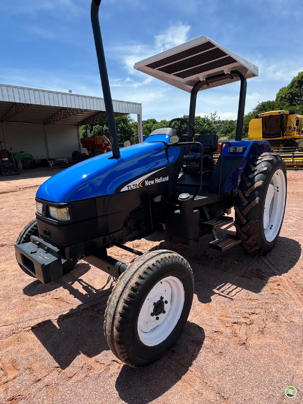TRATOR NEW HOLLAND NEW TL 70 Tração 4x2 M Santos Agronegócios SINOP MATO GROSSO MT