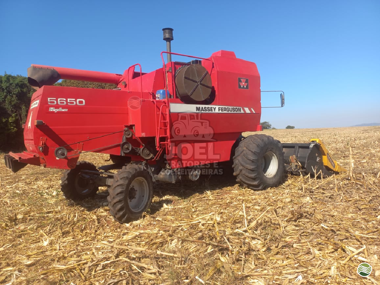 COLHEITADEIRA MASSEY FERGUSON MF 5650 Joel Tratores e Colheitadeiras ITUMBIARA GOIAS GO