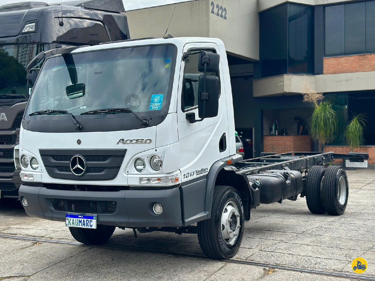 CAMINHAO MERCEDES-BENZ MB 1017 Chassis 3/4 4x2 Kaumarc Caminhões SAO PAULO SÃO PAULO SP