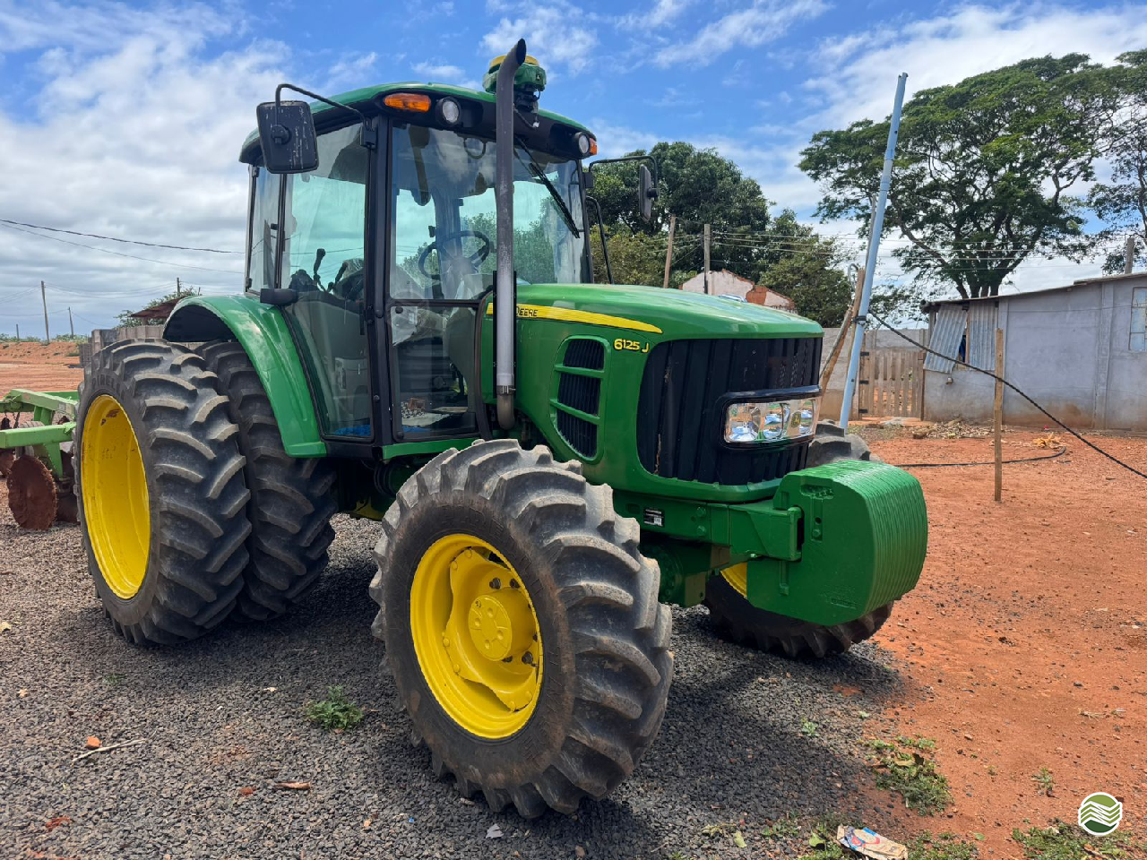 TRATOR JOHN DEERE JOHN DEERE 6125J Tração 4x4 Sudeste Máquinas e Implementos CATALAO GOIAS GO