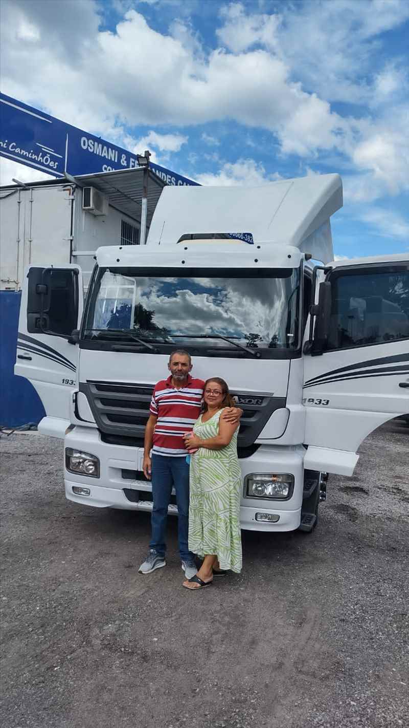 A equipe, Osmani Caminhões LTDA, agradece a preferência e confiança. Parabéns pela nova aquisição!