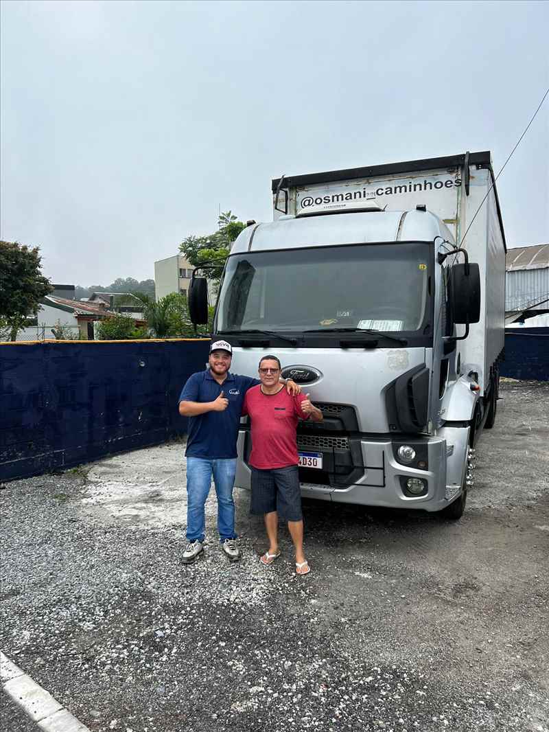 A equipe, Osmani Caminhões LTDA, agradece a preferência e confiança. Parabéns pela nova aquisição!