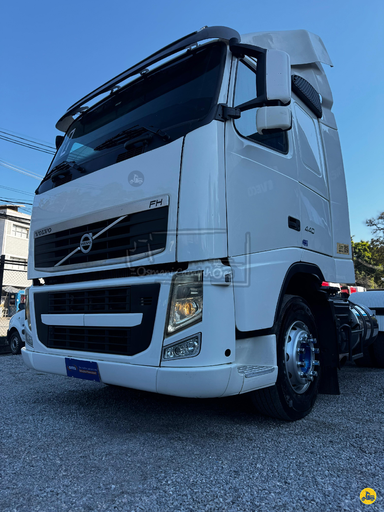 VOLVO FH 440 de Osmani Caminhões