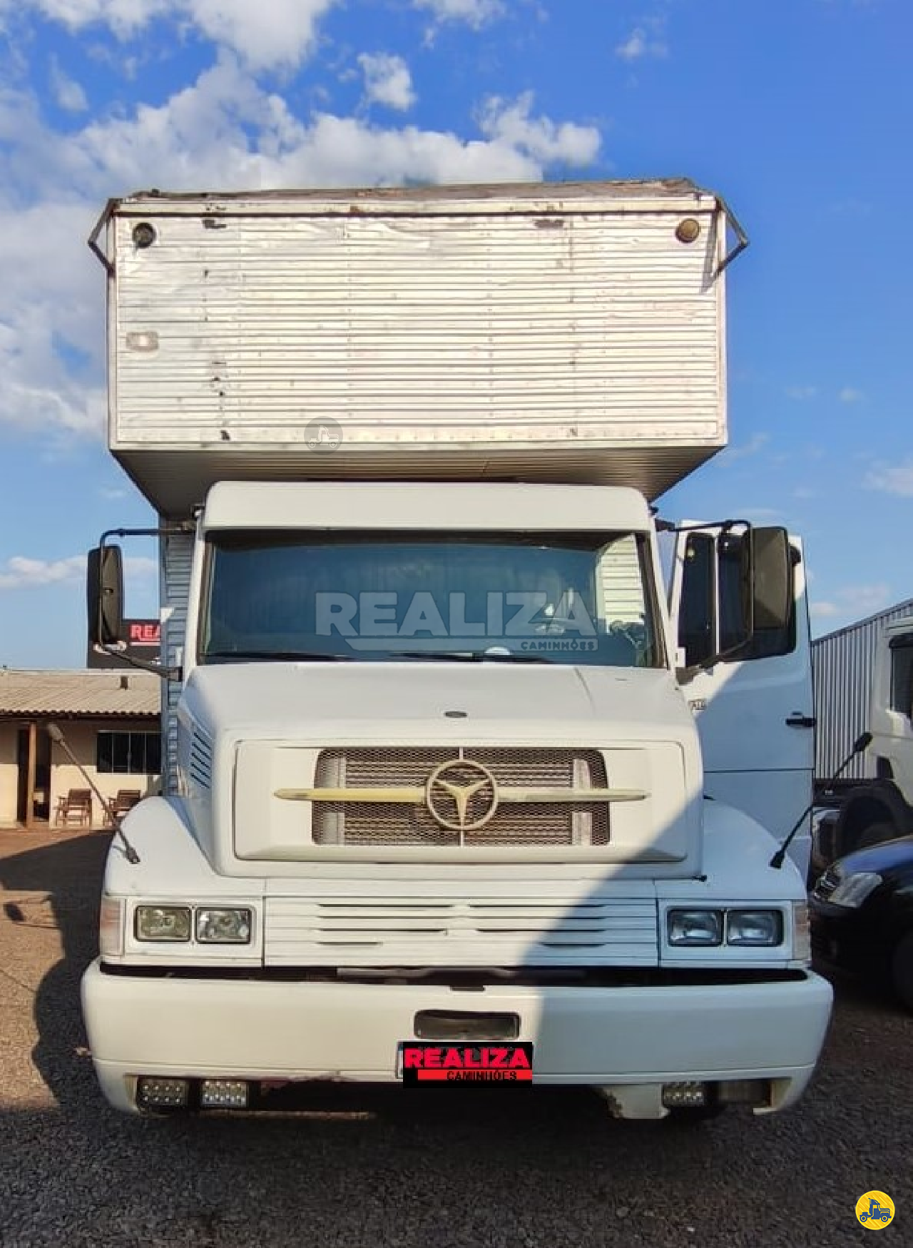CAMINHAO MERCEDES-BENZ MB 1418 Baú Furgão Truck 6x2 Realiza Caminhões - Umuarama UMUARAMA PARANÁ PR