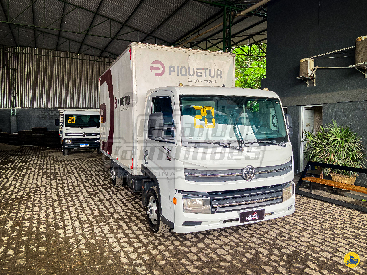 CAMINHAO VOLKSWAGEN DELIVERY EXPRESS Baú Furgão 3/4 4x2 Ricardo Caminhões - Itaboraí ITABORAI RIO DE JANEIRO RJ