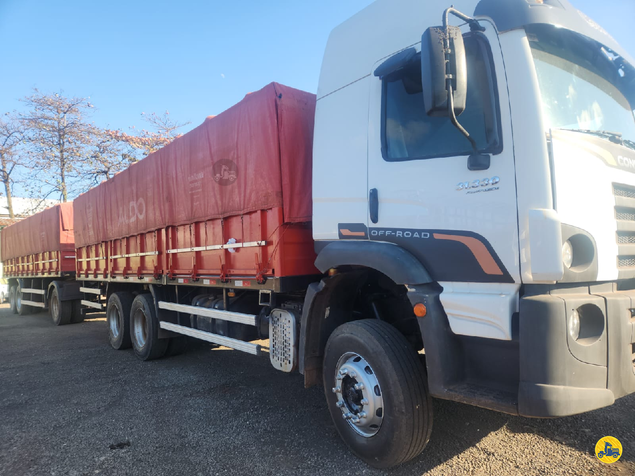 CAMINHAO VOLKSWAGEN VW 31330 Conjunto Truck 6x4 Tomatinho Caminhões - Matriz RIBEIRAO PRETO SÃO PAULO SP