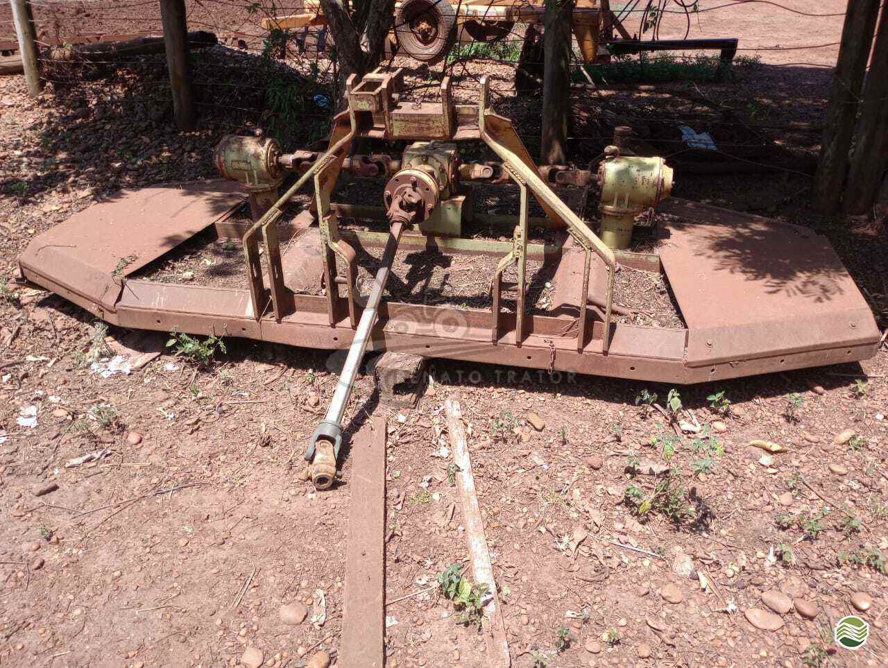 IMPLEMENTOS AGRICOLAS ROCADEIRA ROCADEIRA HIDRÁULICA DUPLA Renato Trator IBITINGA SÃO PAULO SP