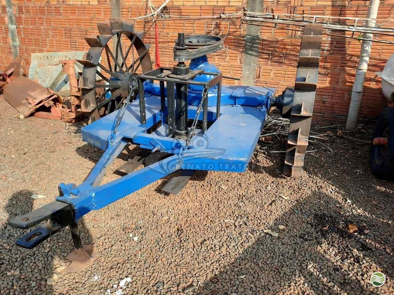 IMPLEMENTOS AGRICOLAS ROCADEIRA ROCADEIRA ARRASTO Renato Trator IBITINGA SÃO PAULO SP