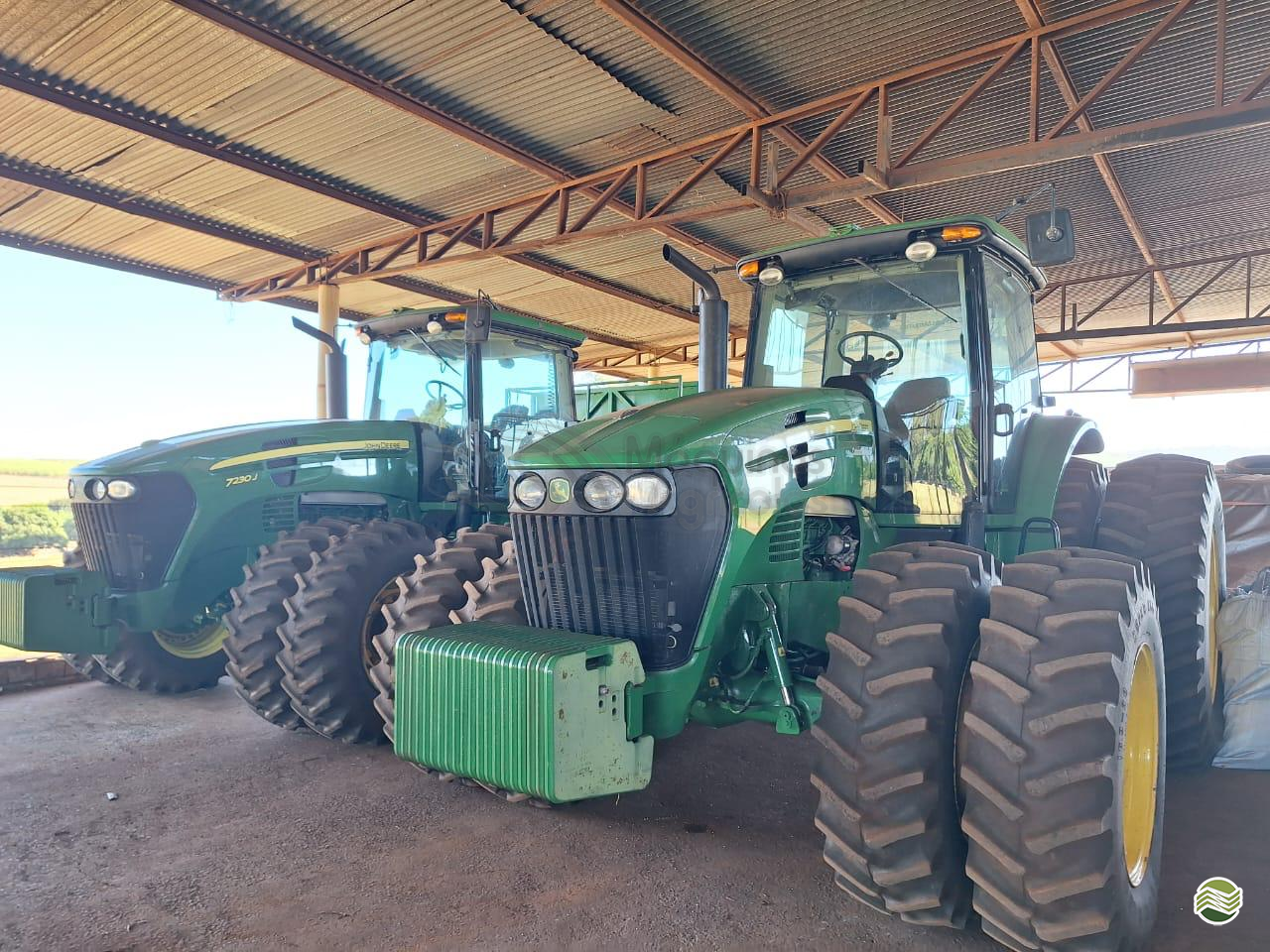TRATOR JOHN DEERE JOHN DEERE 7230J Tração 4x4 MS Máquinas Agrícolas DOURADOS MATO GROSSO DO SUL MS