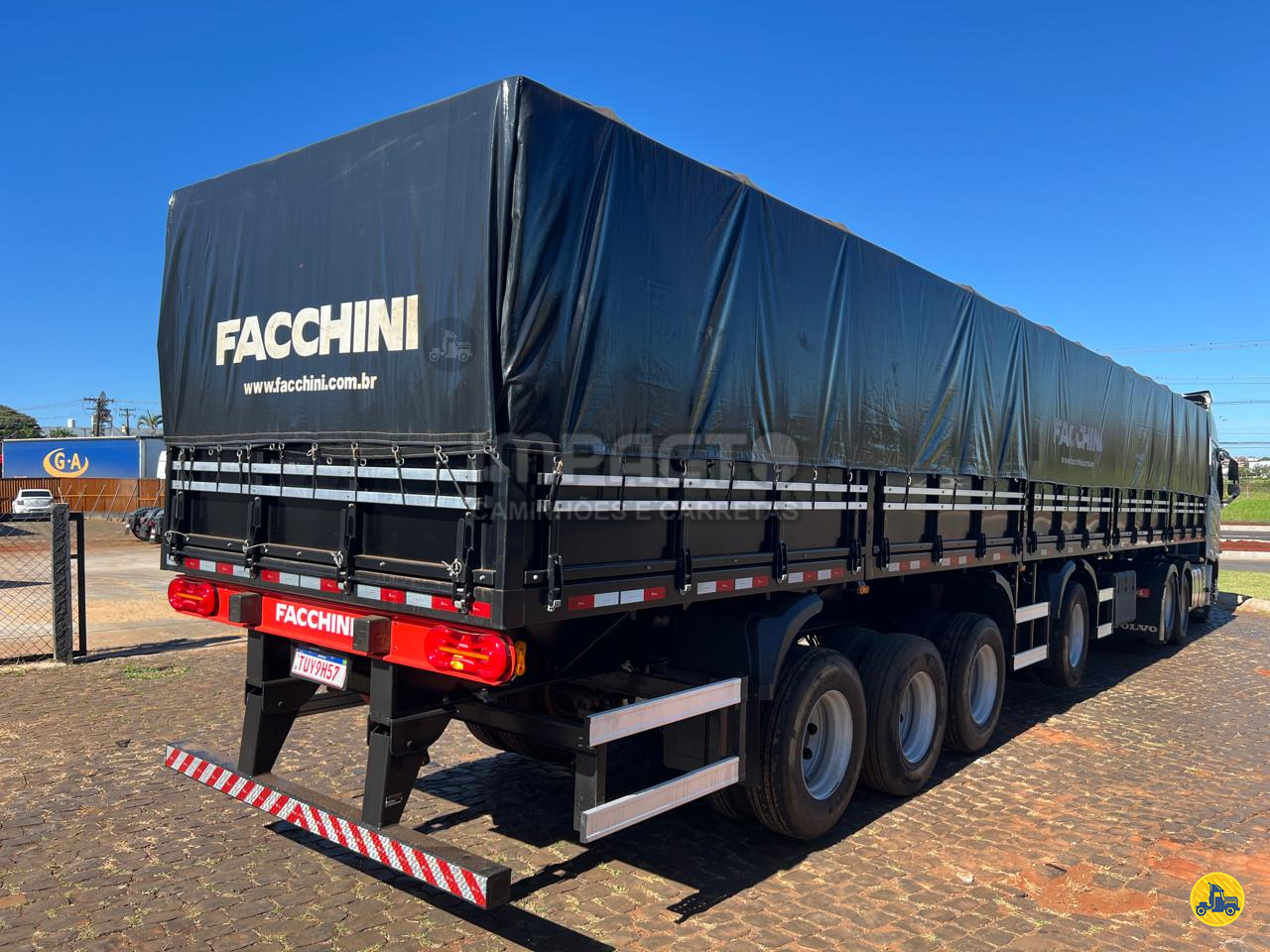 CARRETA SEMI-REBOQUE GRANELEIRO Impacto Caminhões e Carretas LONDRINA PARANÁ PR