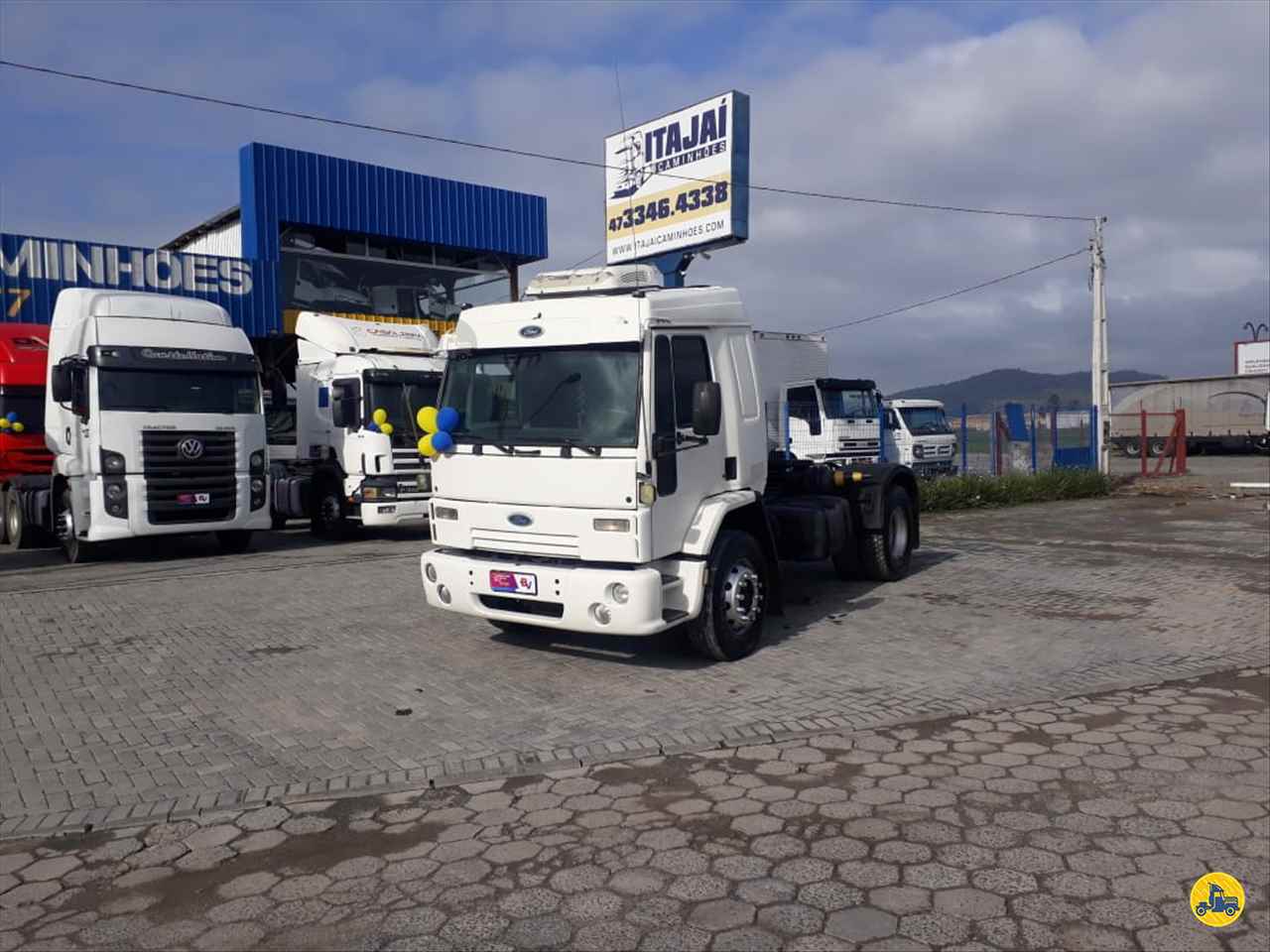 CAMINHAO FORD CARGO 4532 Cavalo Mecânico Toco 4x2 Itajai Caminhões NAVEGANTES SANTA CATARINA SC