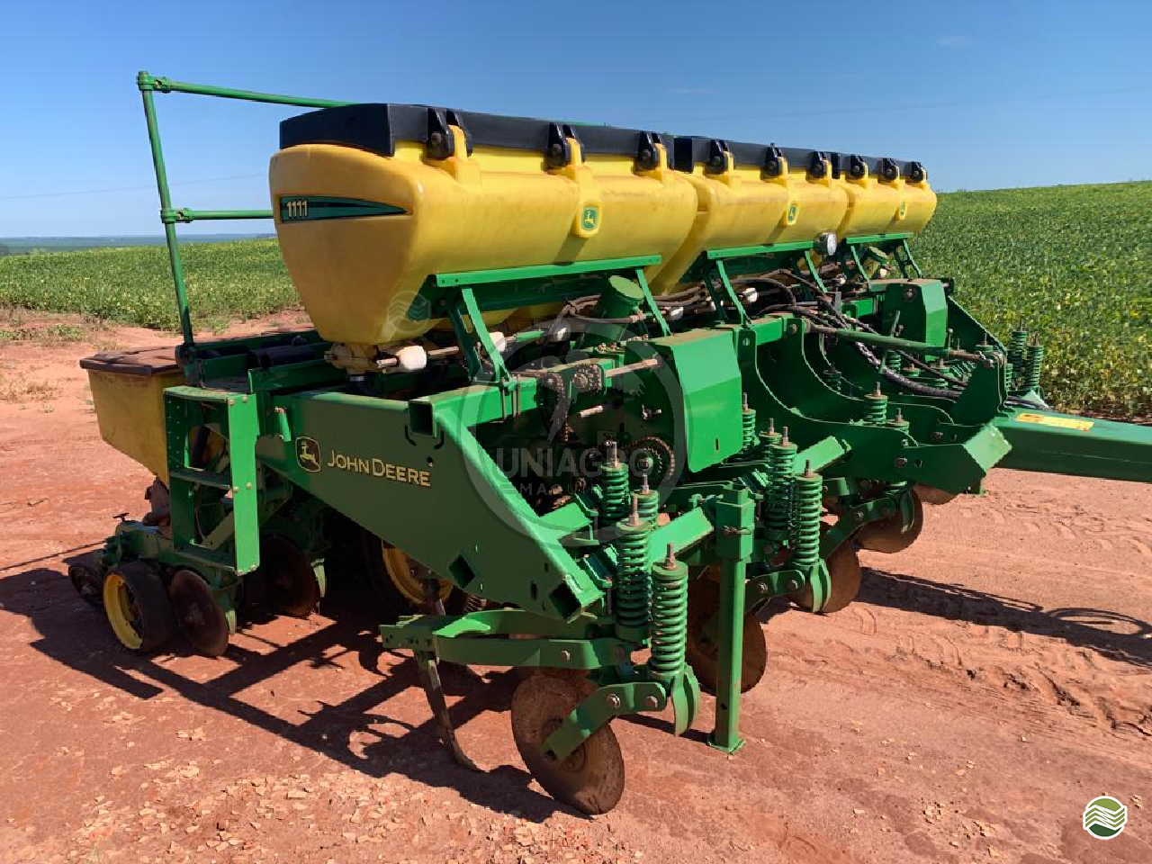 PLANTADEIRA JOHN DEERE PLANTADEIRAS 1111 Uniagro Máquinas MOGI DAS CRUZES SÃO PAULO SP