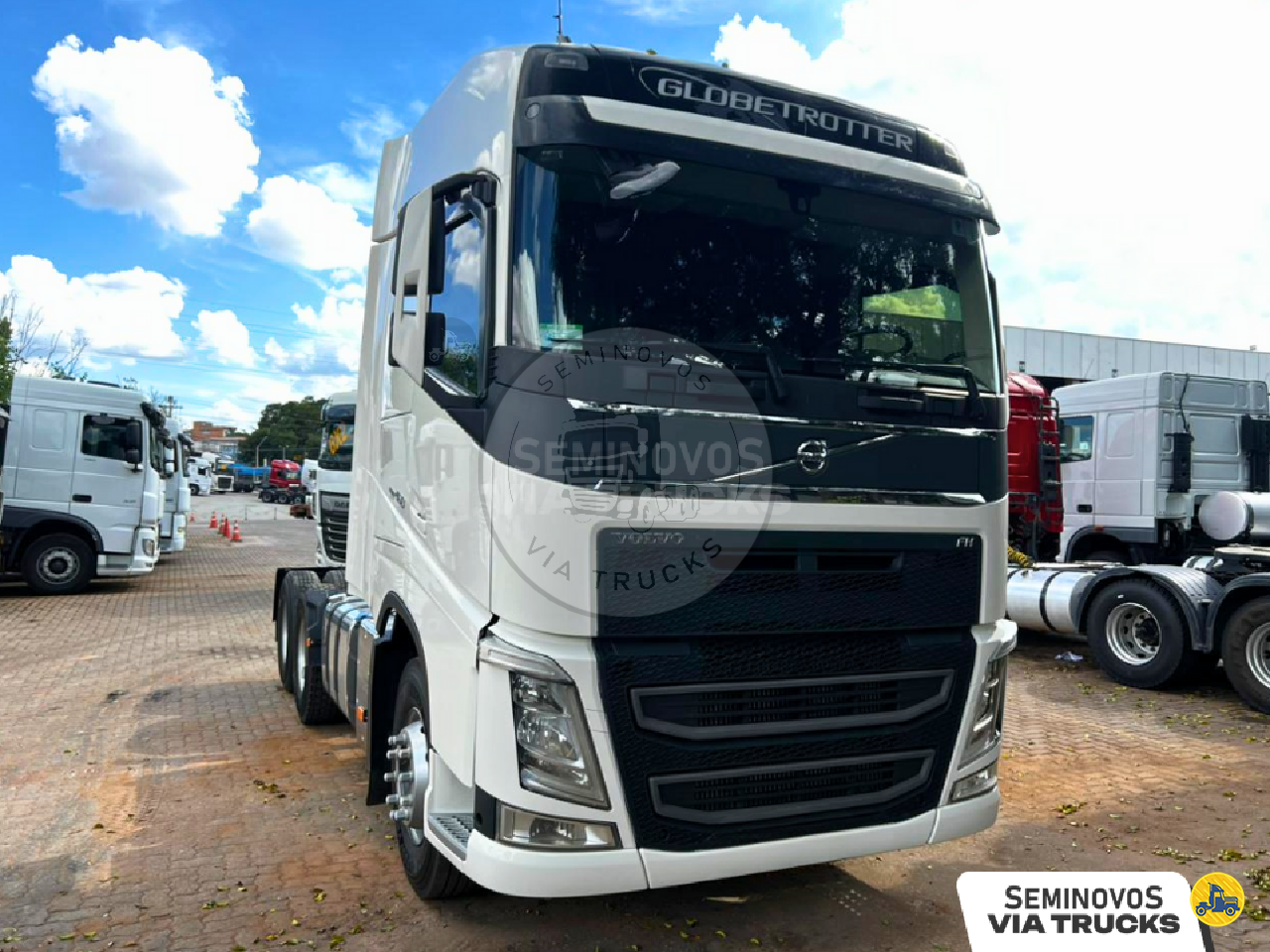 CAMINHAO VOLVO VOLVO FH 460 Cavalo Mecânico Cavalo 6x2 Via Trucks - DAF CONTAGEM MINAS GERAIS MG