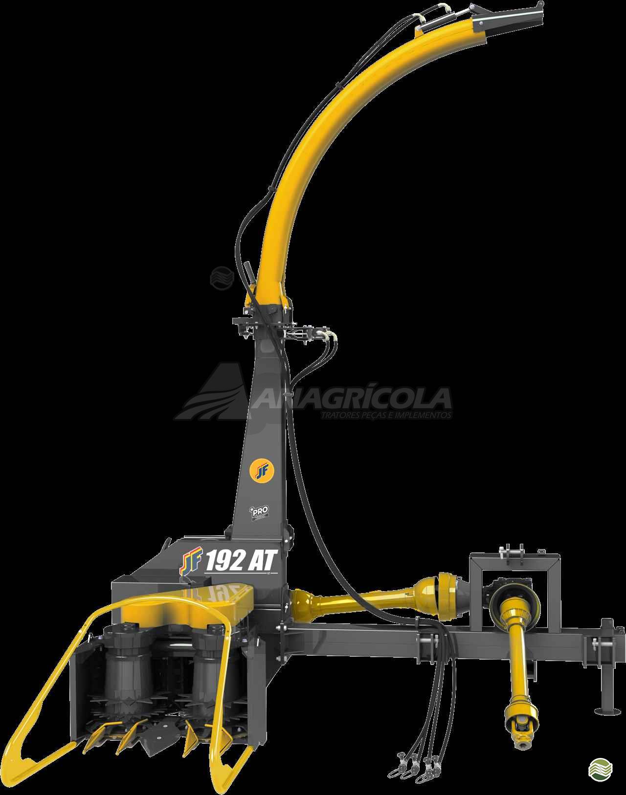 IMPLEMENTOS AGRICOLAS COLHEDORAS COLHEDORA DE FORRAGEM Anagrícola  ANAPOLIS GOIAS GO