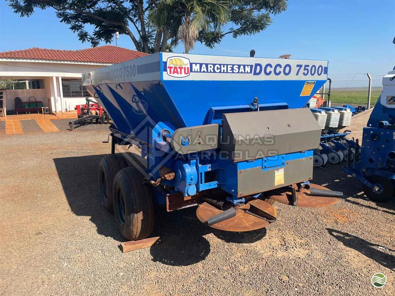 IMPLEMENTOS AGRICOLAS DISTRIBUIDOR CALCÁRIO 7500 Kg GP Máquinas Agrícolas MARINGA PARANÁ PR