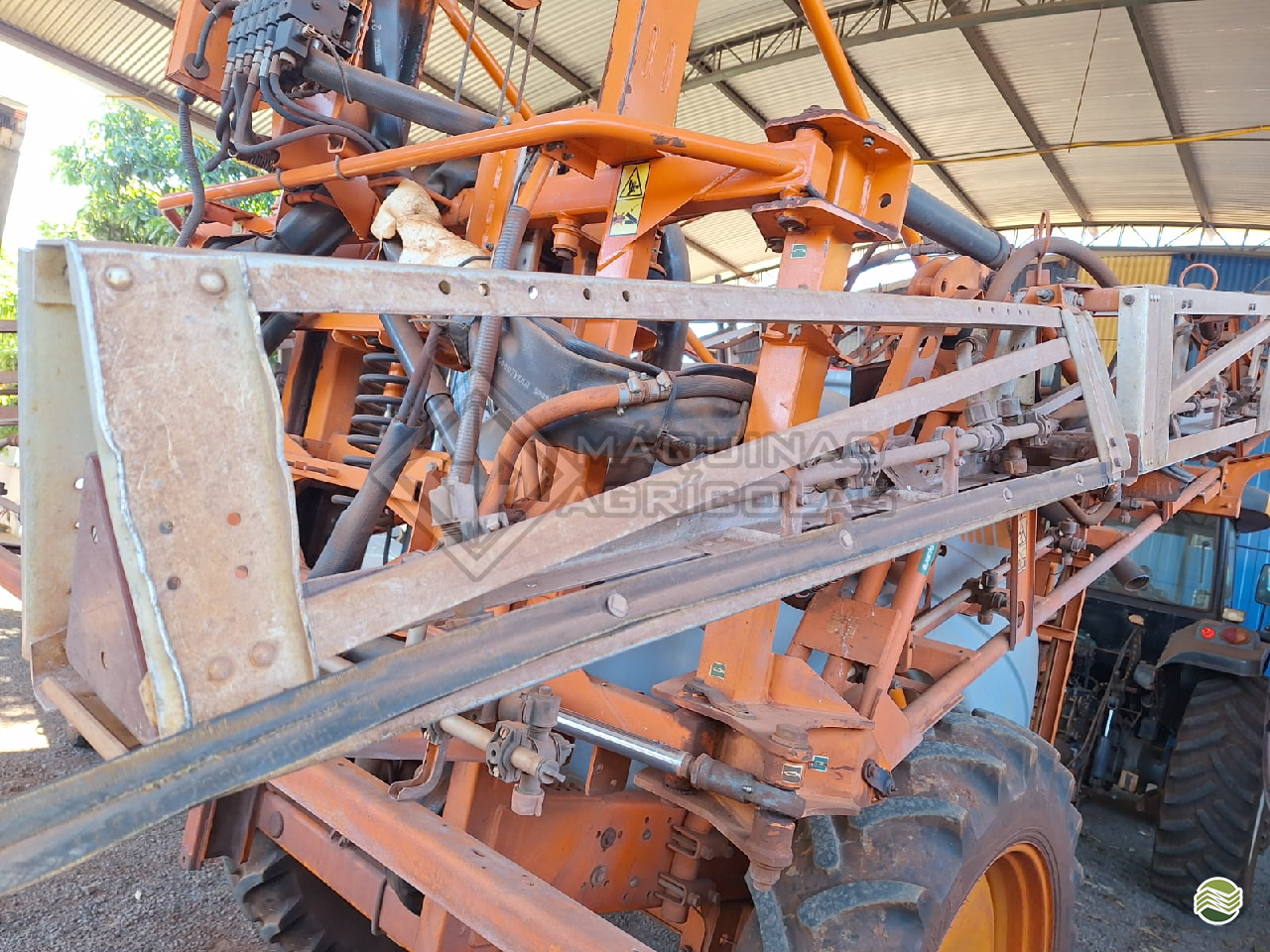 PULVERIZADOR JACTO ADVANCE 3000 AM24 Arrasto GP Máquinas Agrícolas MARINGA PARANÁ PR