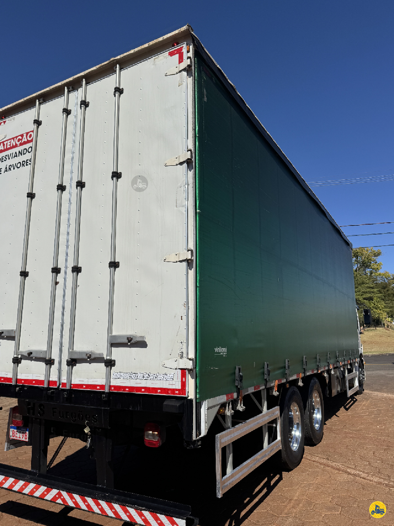 CARROCERIA SOBRE CHASSI  TRUCK BAU SIDER Rodo Sider Paraná CAMBE PARANÁ PR