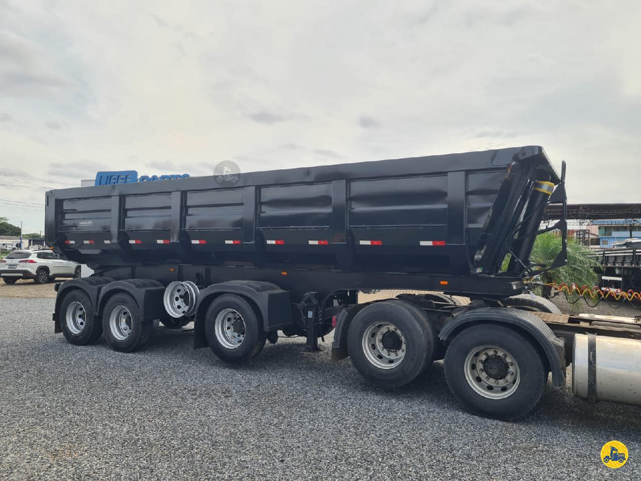 CARRETA SEMI-REBOQUE BASCULANTE Rodozan Implementos Rodoviários - Librelato ITAPETININGA SÃO PAULO SP