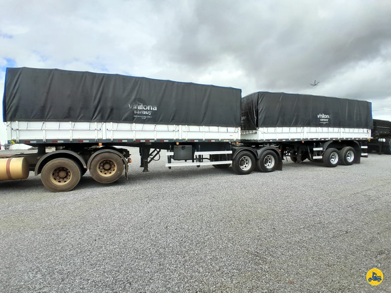 CARRETA BITREM GRANELEIRO Rodozan Implementos Rodoviários - Librelato ITAPETININGA SÃO PAULO SP