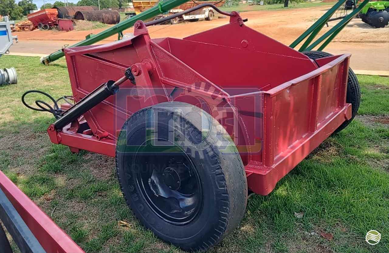 IMPLEMENTOS AGRICOLAS SCRAPER SCRAPER 3 METROS Moi Maquinas e Implementos Agricolas PORTO NACIONAL TOCANTINS TO