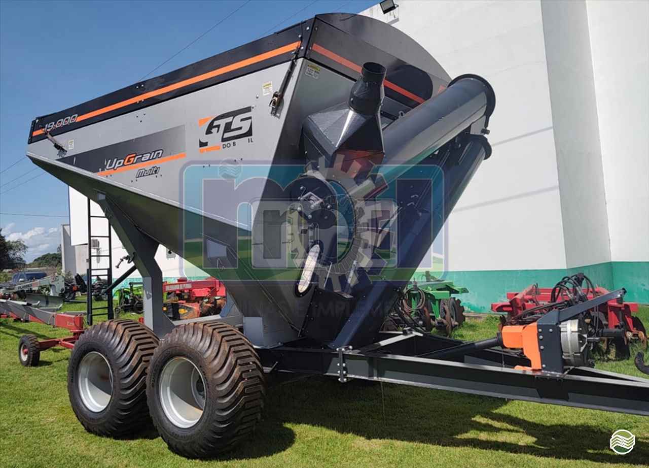 IMPLEMENTOS AGRICOLAS CARRETA BAZUKA GRANELEIRA 19000 Moi Maquinas e Implementos Agricolas PORTO NACIONAL TOCANTINS TO