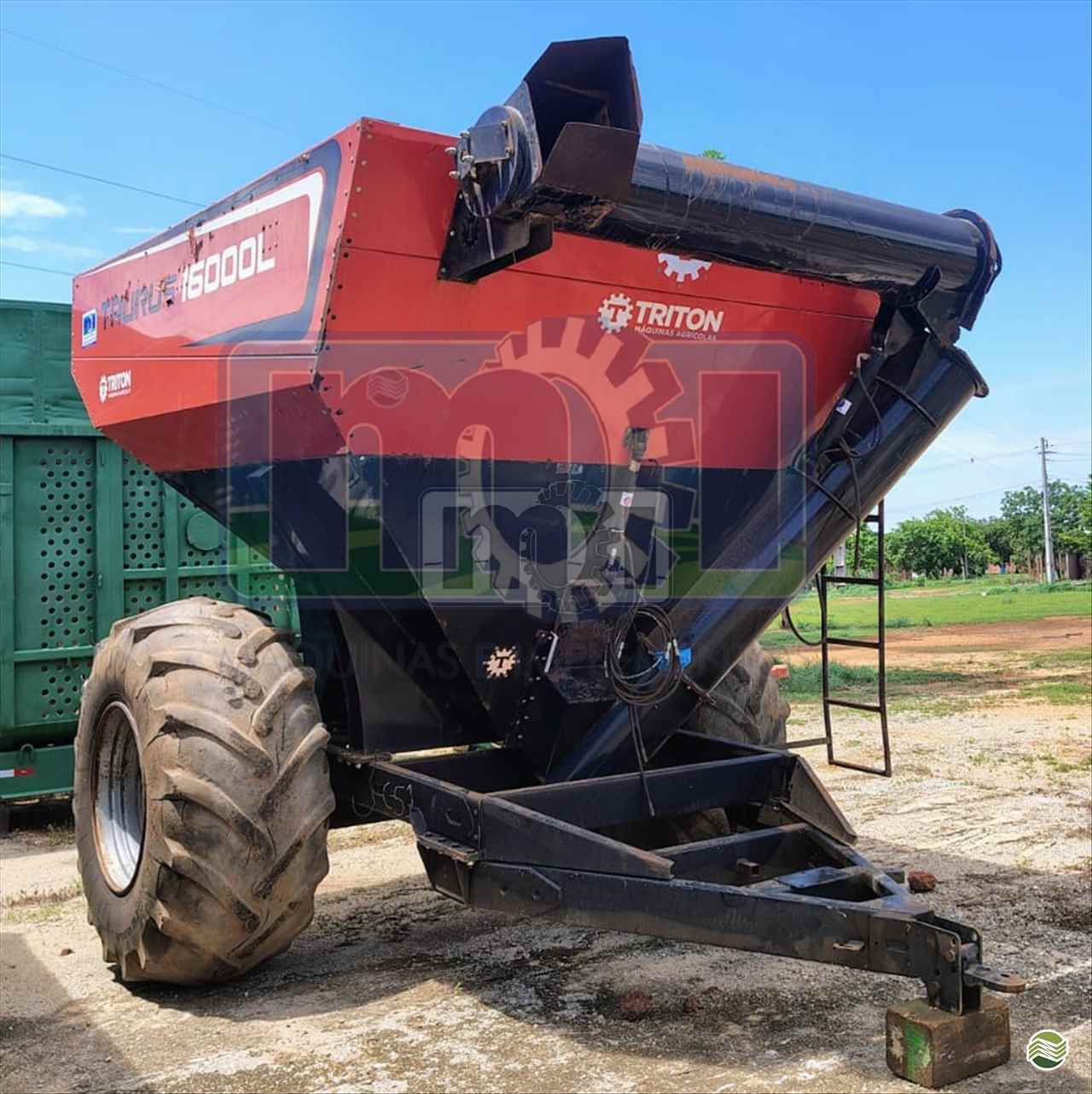 IMPLEMENTOS AGRICOLAS CARRETA BAZUKA GRANELEIRA 16000 Moi Maquinas e Implementos Agricolas PORTO NACIONAL TOCANTINS TO