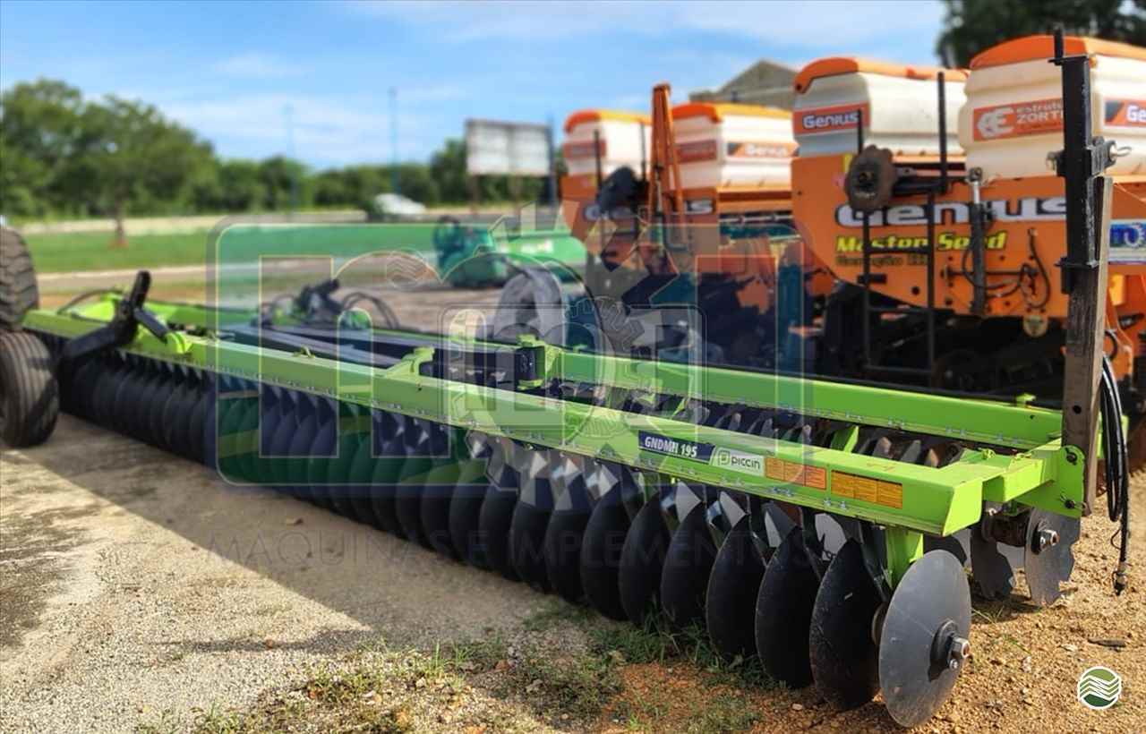 IMPLEMENTOS AGRICOLAS GRADE NIVELADORA NIVELADORA 84 DISCOS Moi Maquinas e Implementos Agricolas PORTO NACIONAL TOCANTINS TO
