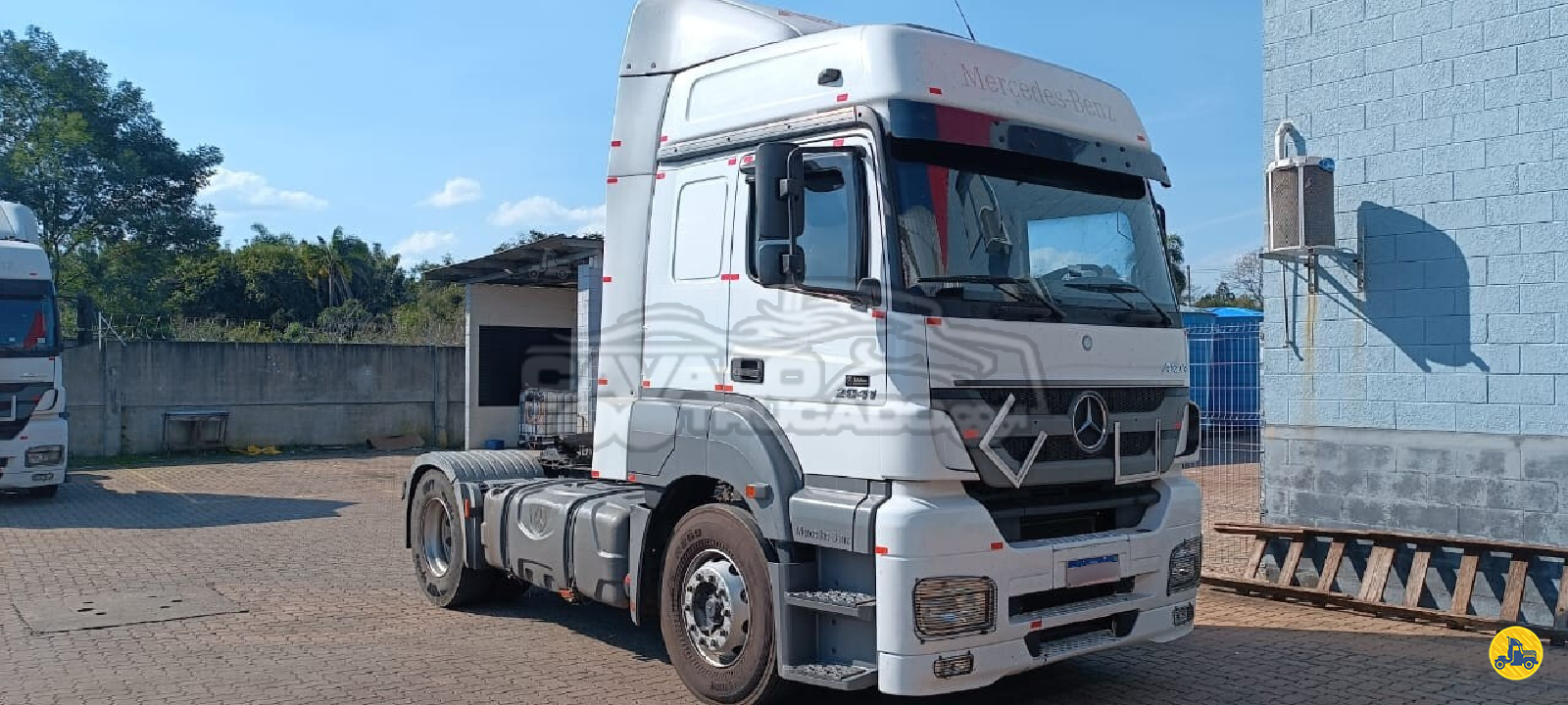 CAMINHAO MERCEDES-BENZ MB 2041 Cavalo Mecânico Cavalo 4x2 Cavalo Trucado CAMBORIU SANTA CATARINA SC