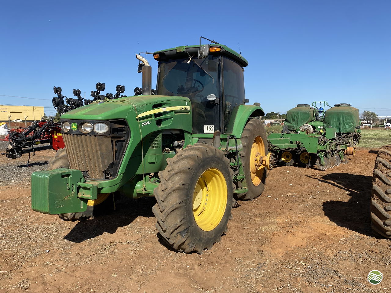 TRATOR JOHN DEERE JOHN DEERE 7225J Tração 4x4 Gomagril Máquinas Agrícolas TANGARA DA SERRA MATO GROSSO MT