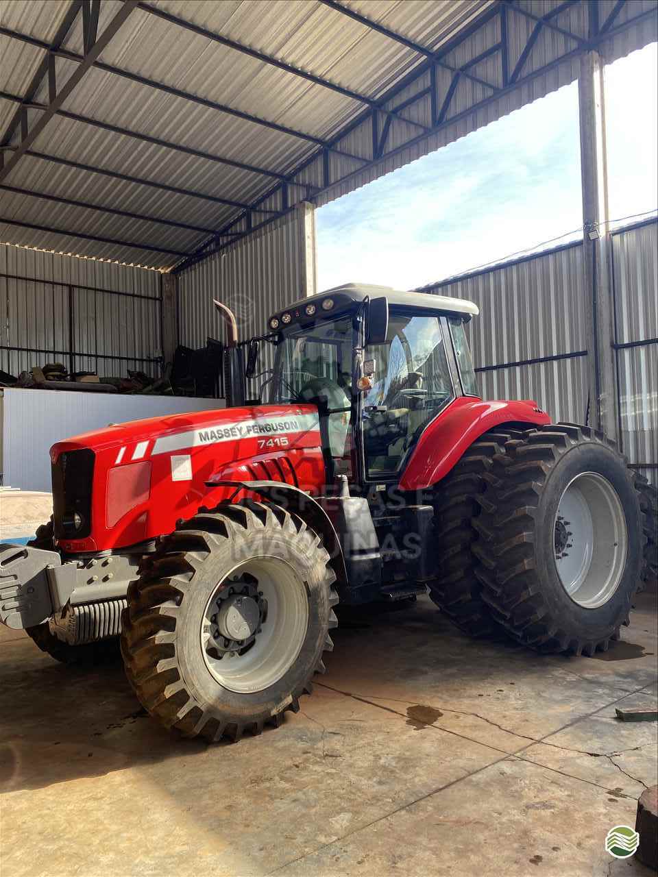 TRATOR MASSEY FERGUSON MF 7415 Tração 4x4 JCS Peças e Máquinas QUINZE DE NOVEMBRO RIO GRANDE DO SUL RS