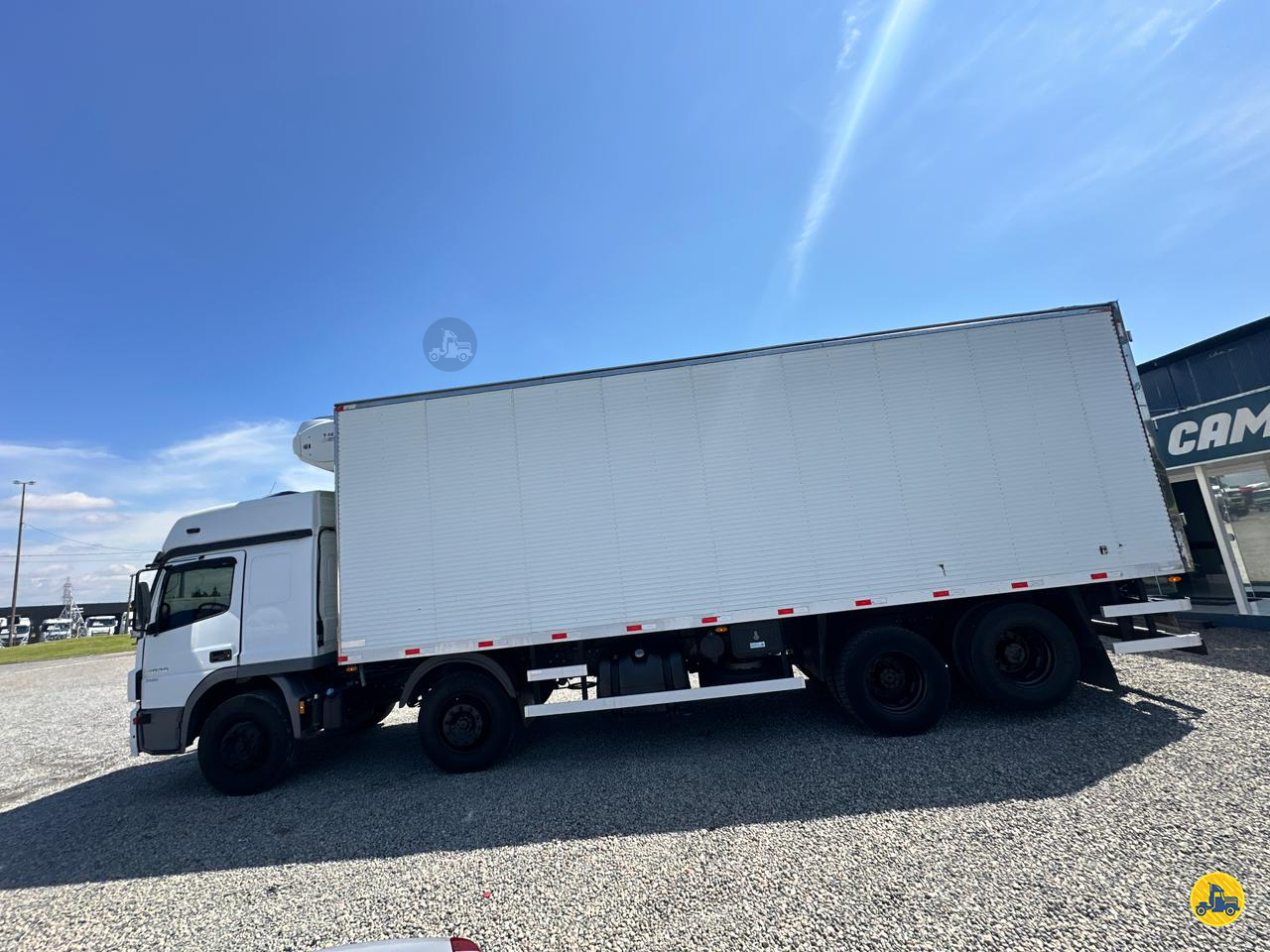 CAMINHAO MERCEDES-BENZ MB 3330 Baú Frigorífico BiTruck 8x2 Ebema Caminhões SAO JOSE DOS PINHAIS PARANÁ PR