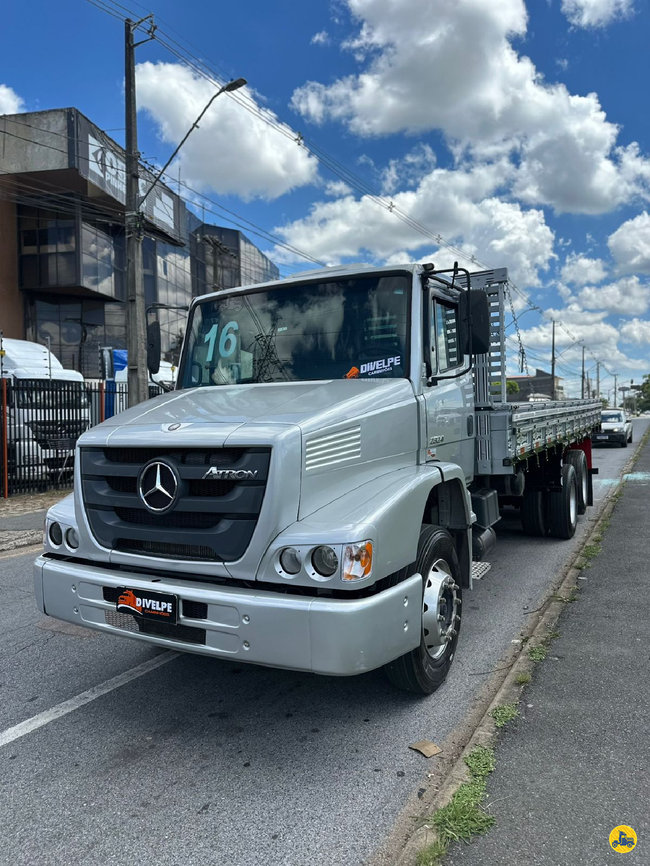 CAMINHAO MERCEDES-BENZ MB 2324 Carga Seca Truck 6x2 DIVELPE Caminhões e Implementos CURITIBA PARANÁ PR