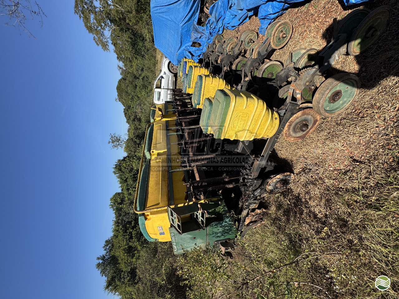 PLANTADEIRA TATU PST 3 ABC Caminhões e Máquinas Agrícolas  ITUMBIARA GOIAS GO