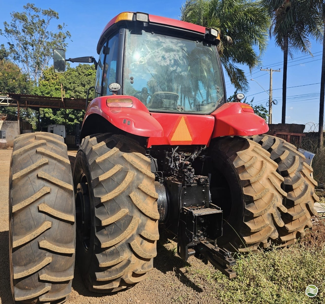 TRATOR CASE MAGNUM 270 Tração 4x4 ABC Caminhões e Máquinas Agrícolas  ITUMBIARA GOIAS GO