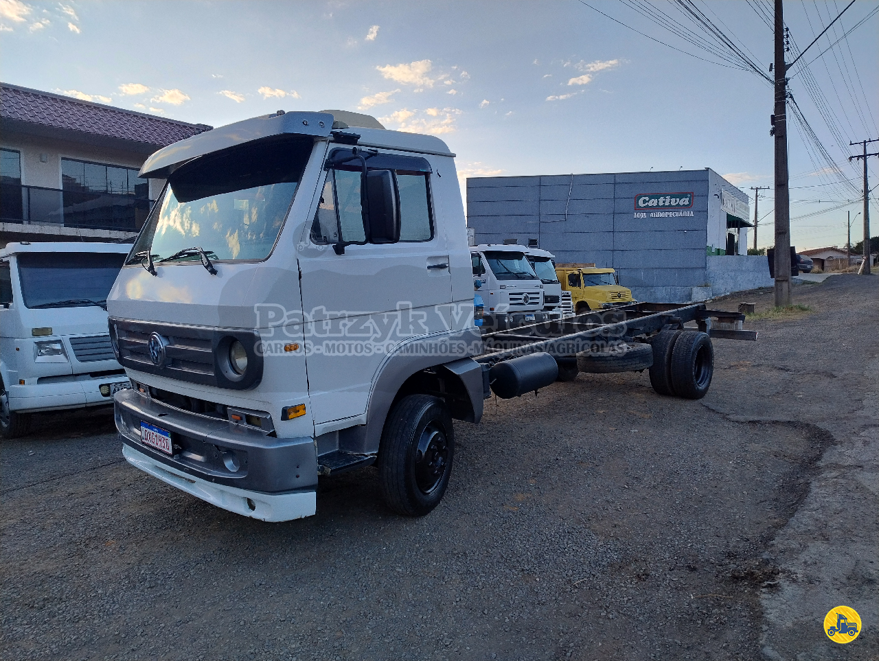 CAMINHAO VOLKSWAGEN VW 8150 Chassis 3/4 4x2 Patrzyk Caminhões IRATI PARANÁ PR