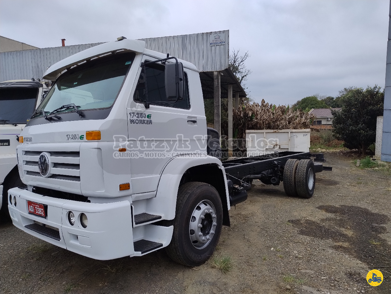 CAMINHAO VOLKSWAGEN VW 17250 Chassis Toco 4x2 Patrzyk Caminhões IRATI PARANÁ PR