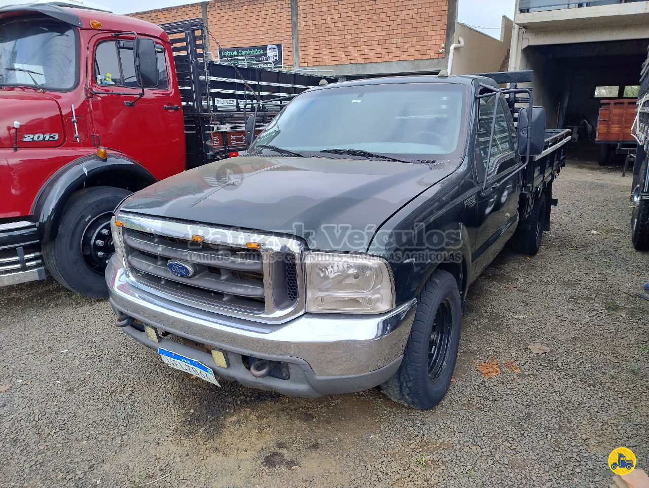 CAMINHAO FORD F350 Carga Seca 3/4 4x2 Patrzyk Caminhões IRATI PARANÁ PR