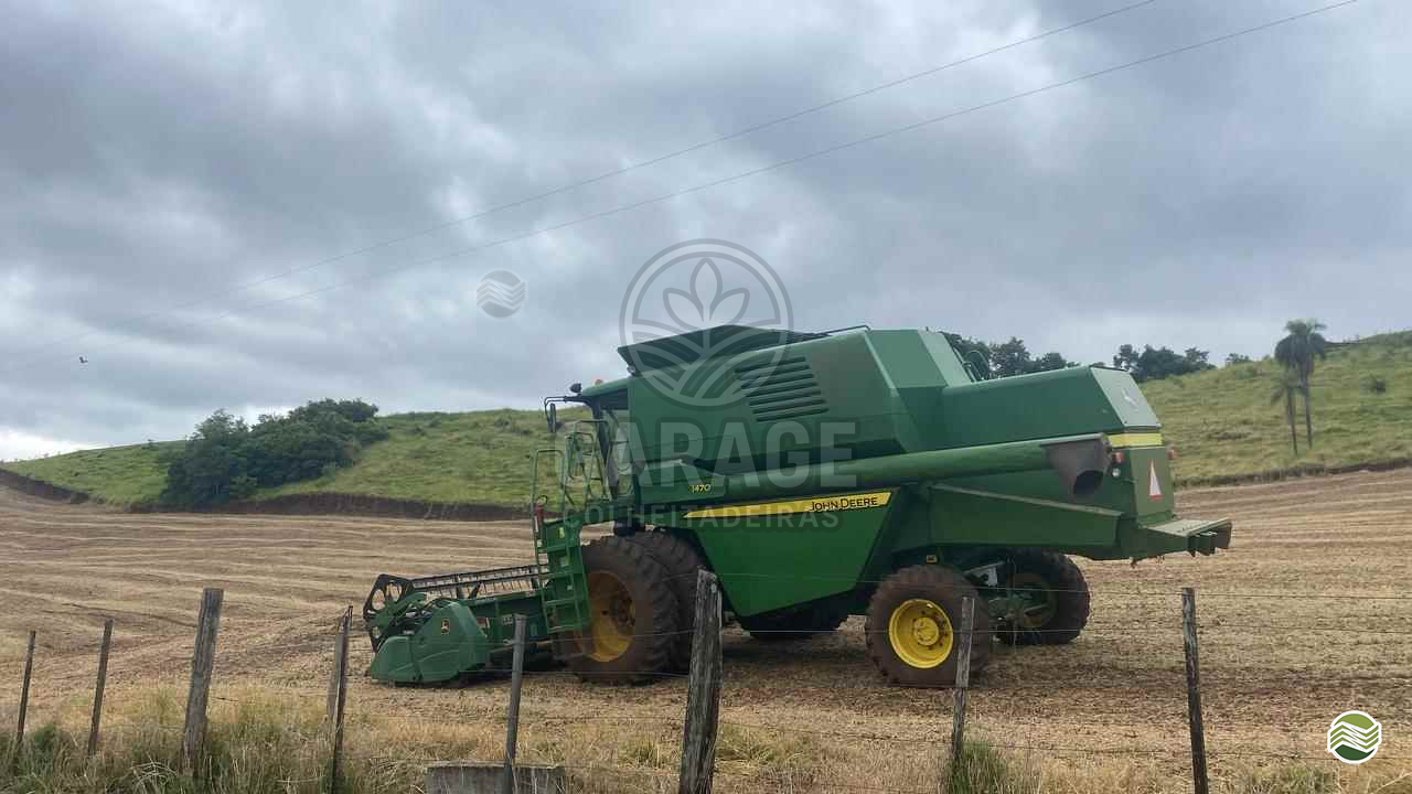 COLHEITADEIRA JOHN DEERE JOHN DEERE 1470 Garage Colheitadeiras  ARAGUARI MINAS GERAIS MG