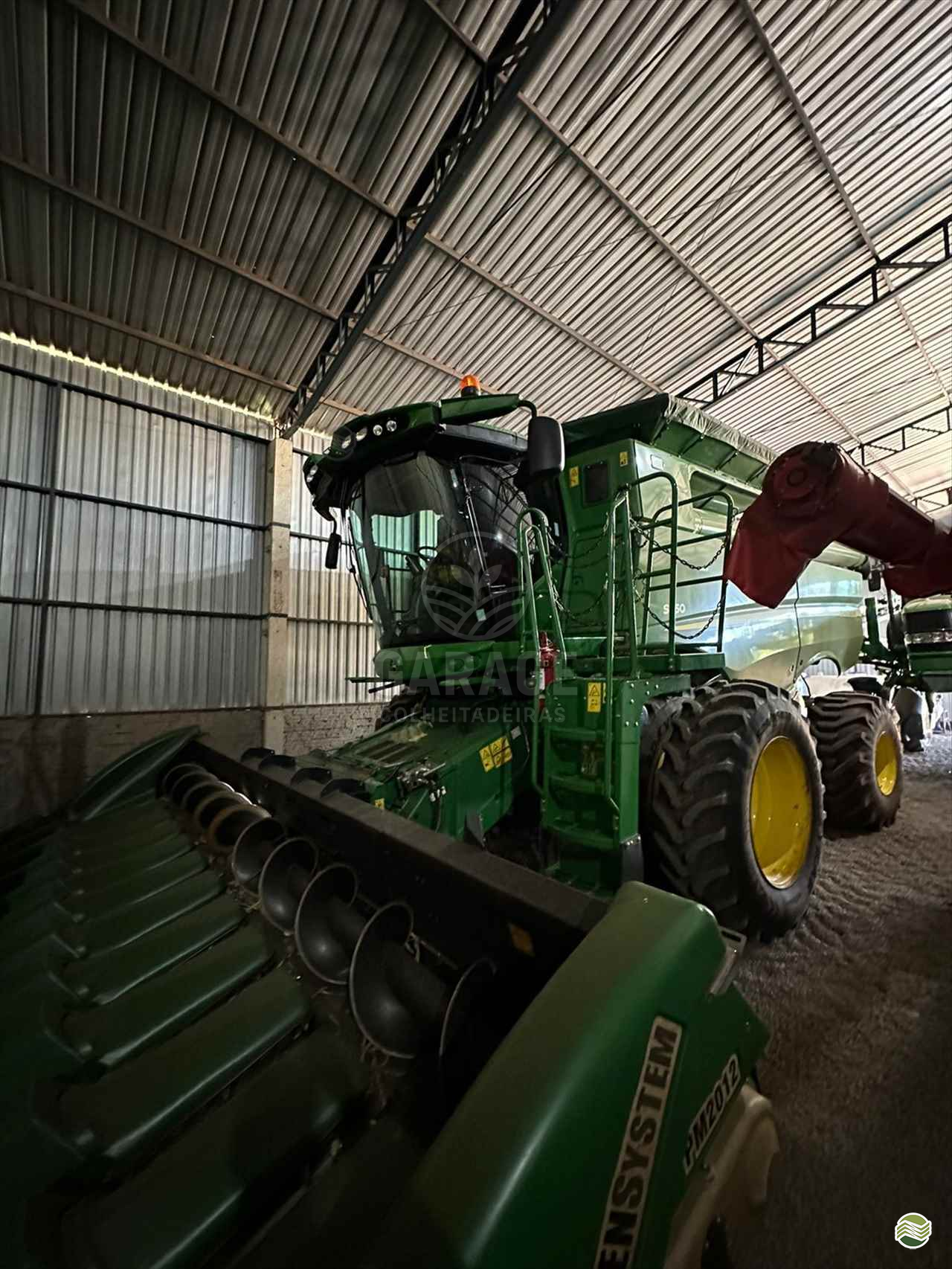 COLHEITADEIRA JOHN DEERE JOHN DEERE S550 Garage Colheitadeiras  ARAGUARI MINAS GERAIS MG