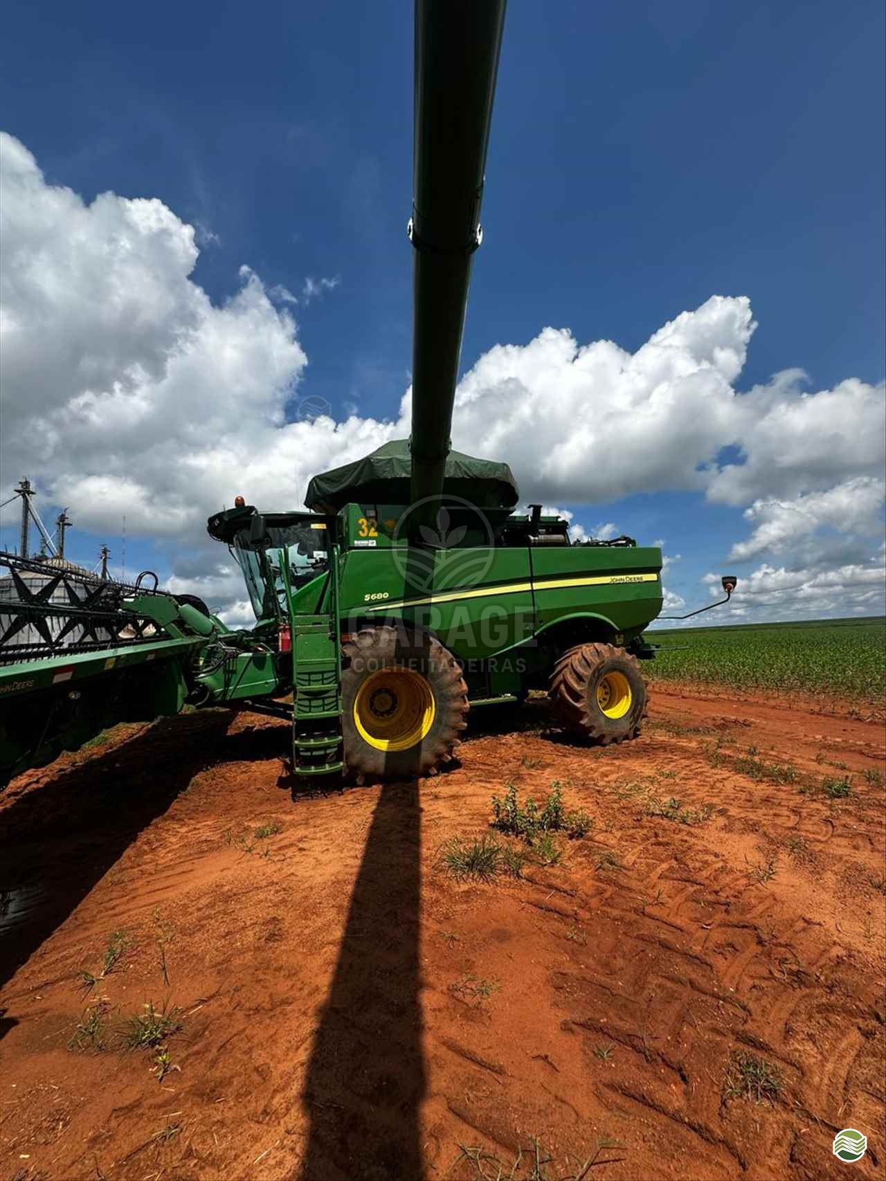 COLHEITADEIRA JOHN DEERE JOHN DEERE S680 Garage Colheitadeiras  ARAGUARI MINAS GERAIS MG
