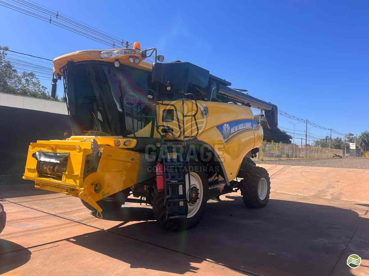 COLHEITADEIRA NEW HOLLAND CR 5.85 Garage Colheitadeiras  ARAGUARI MINAS GERAIS MG