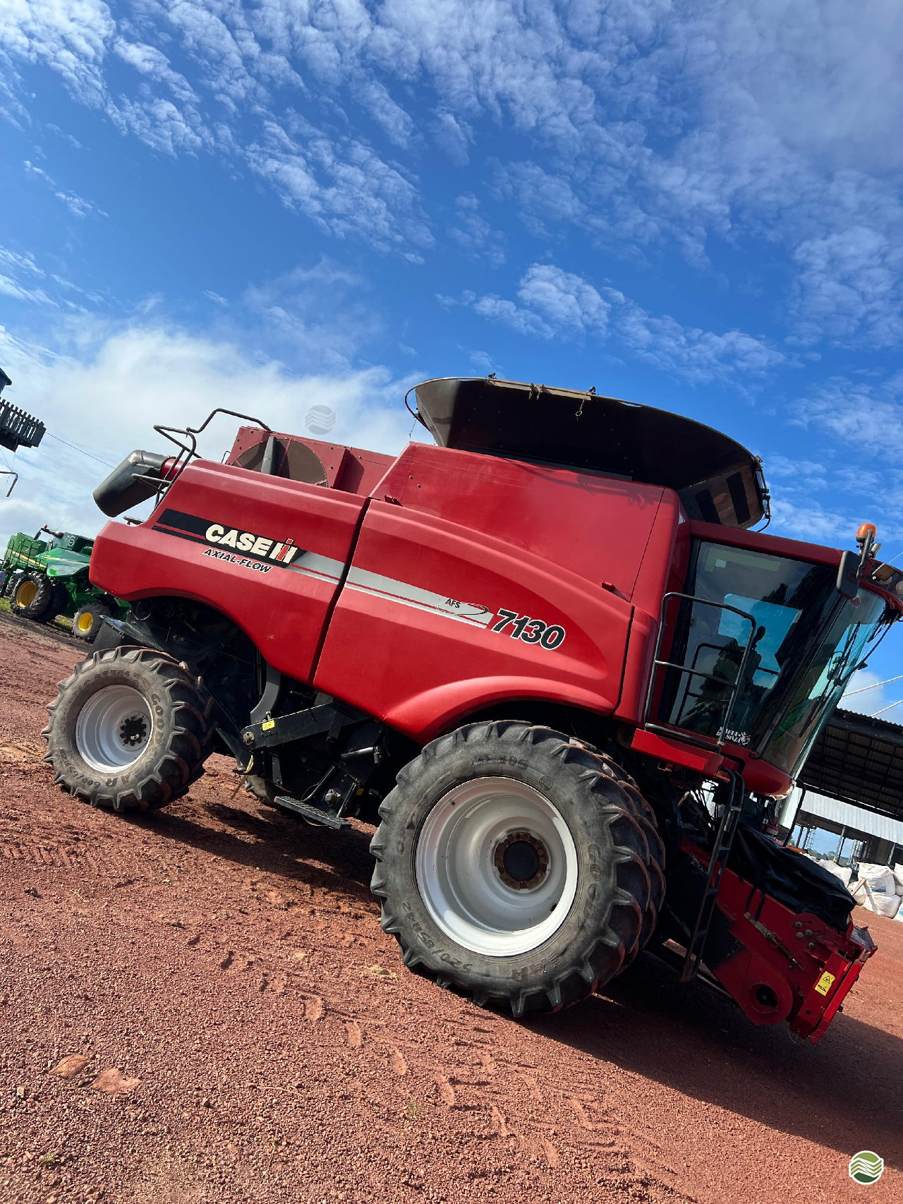 COLHEITADEIRA CASE CASE 7130 Garage Colheitadeiras  ARAGUARI MINAS GERAIS MG