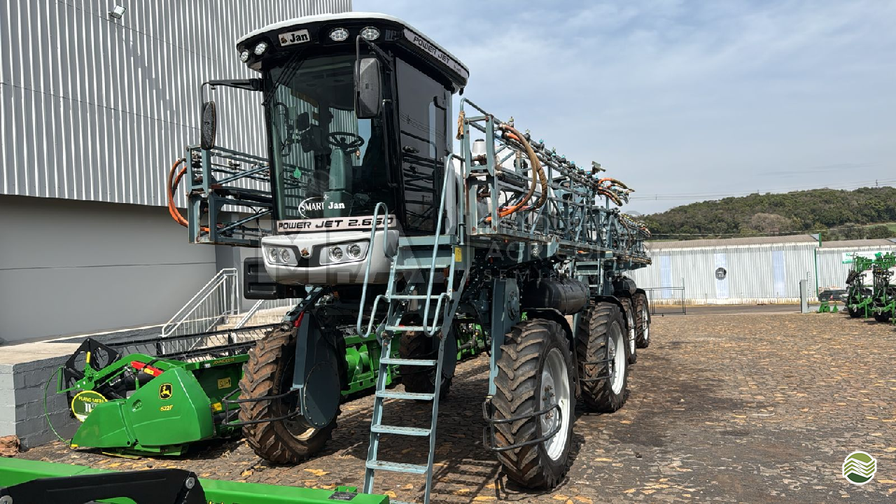 PULVERIZADOR JAN POWER JET 2650 Tração 4x4 M.A. Máquinas Agrícolas - Vitorino  VITORINO PARANÁ PR