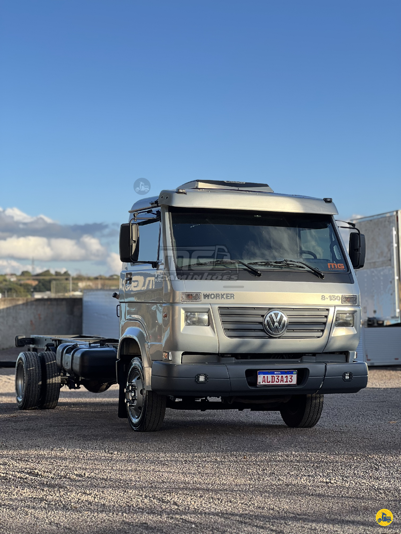 CAMINHAO VOLKSWAGEN VW 8150 Chassis 3/4 4x2 MG Caminhões CASCAVEL PARANÁ PR