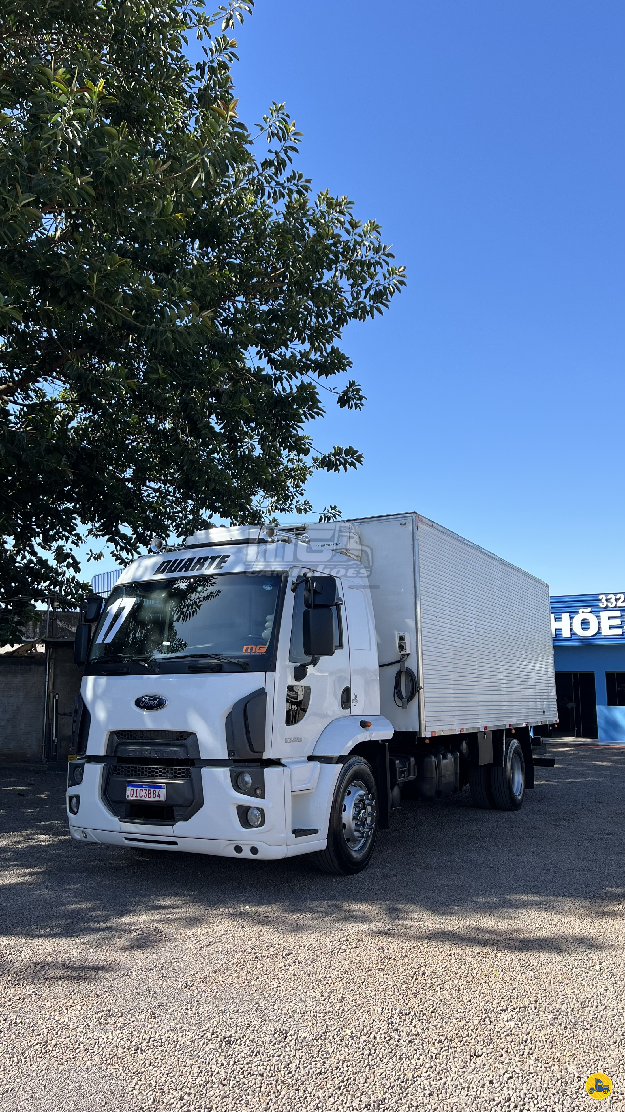 CAMINHAO FORD CARGO 1729 Baú Frigorífico Toco 4x2 MG Caminhões CASCAVEL PARANÁ PR