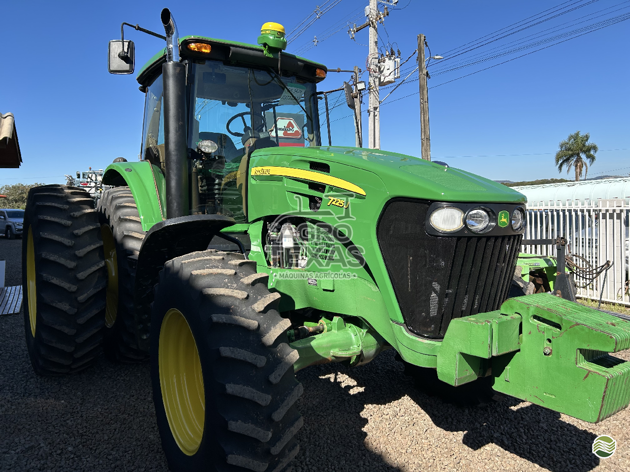 TRATOR JOHN DEERE JOHN DEERE 7225J Tração 4x4 Agro Texas Máquinas Agrícolas VITORINO PARANÁ PR
