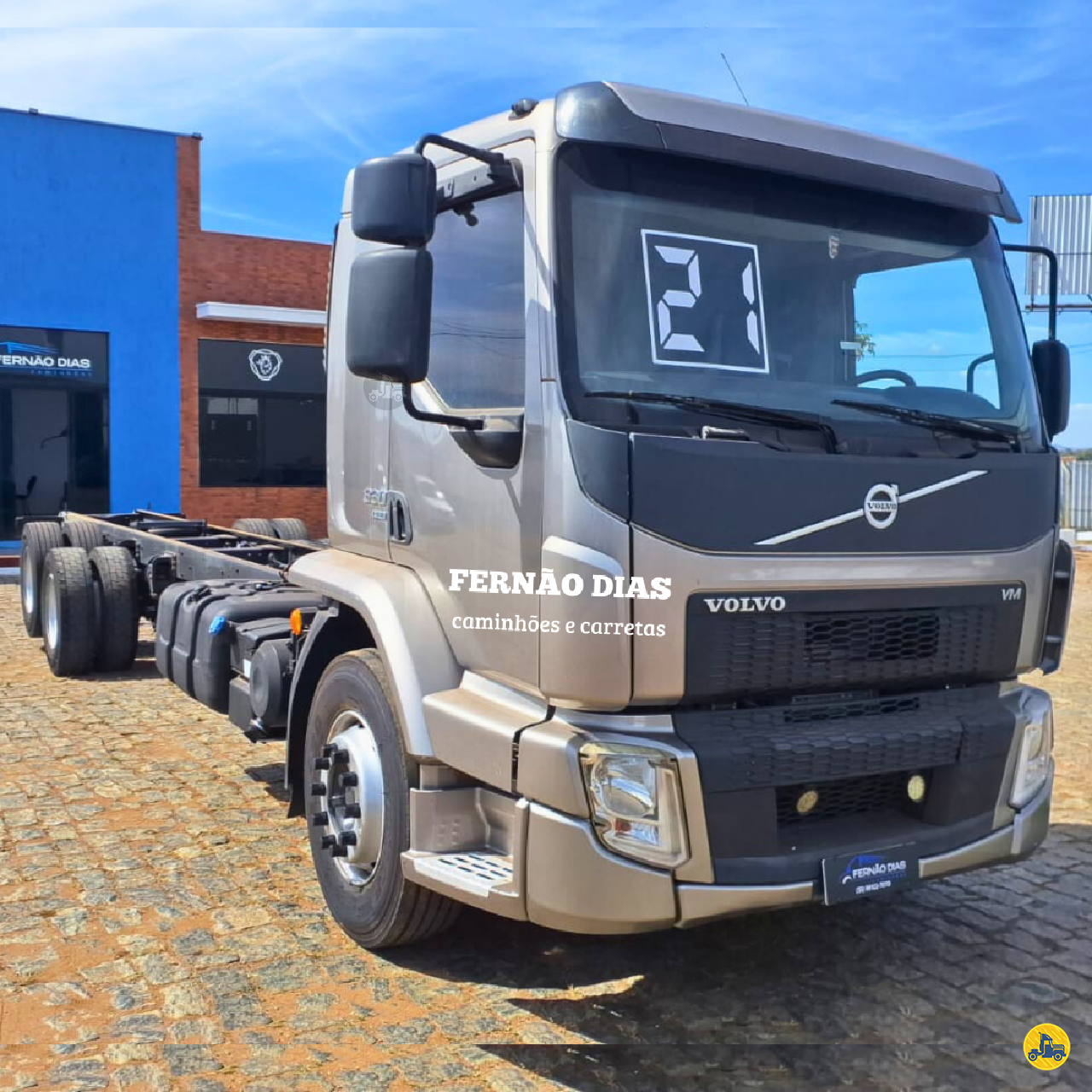 CAMINHAO VOLVO VOLVO VM 330 Cavalo Mecânico Truck 6x2 Fernão Dias Caminhões  ESTIVA MINAS GERAIS MG