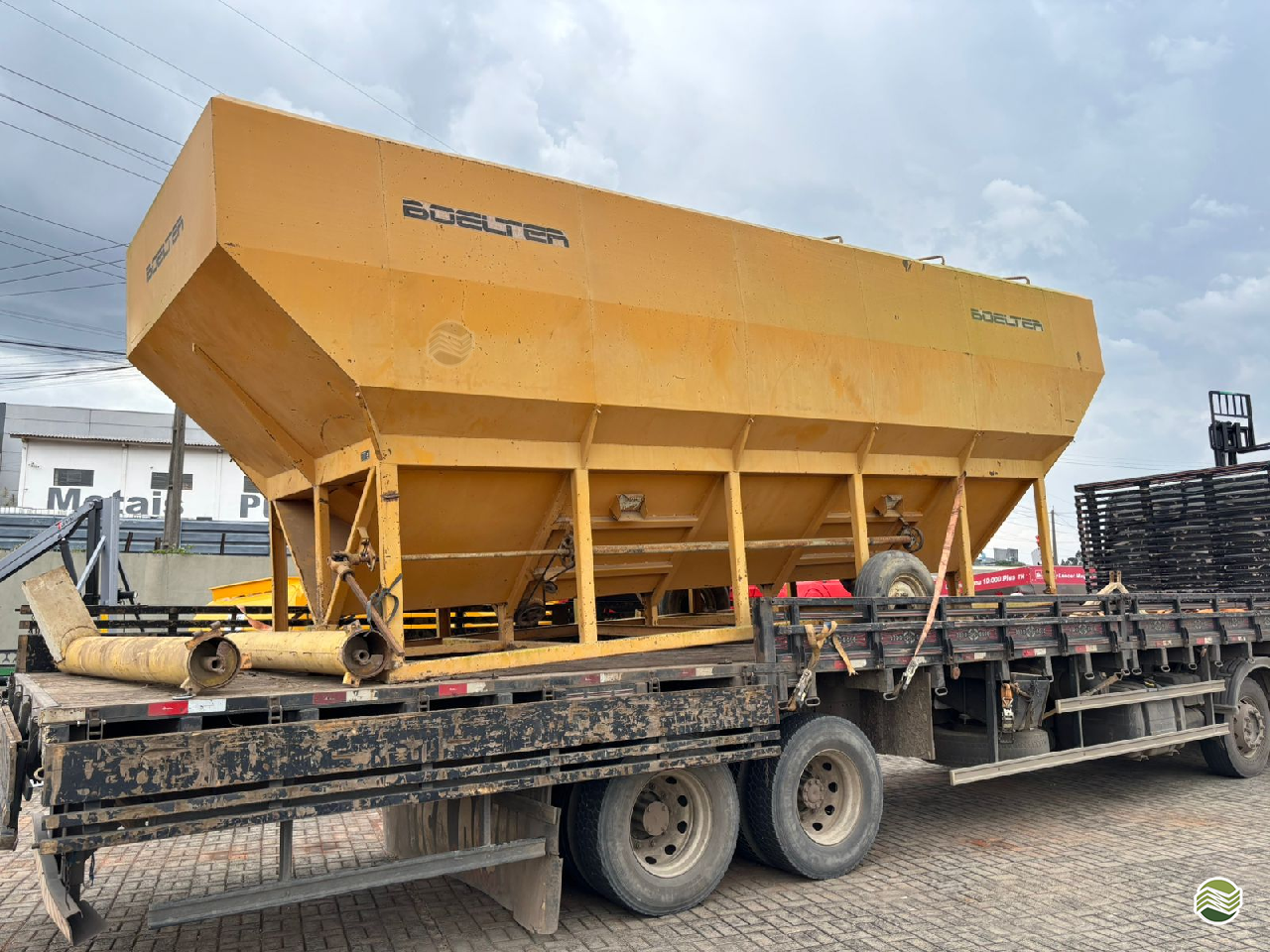 IMPLEMENTOS AGRICOLAS CARRETA BAZUKA GRANELEIRA 20000 Europonta IRATI PARANÁ PR